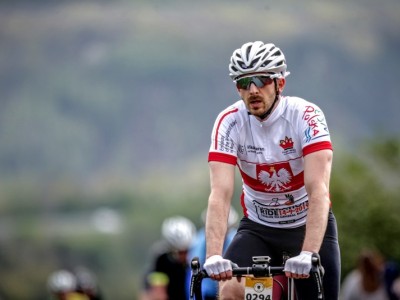 I am cycling from Brussels to Strasbourg to raise funds for the Bindkracht association!